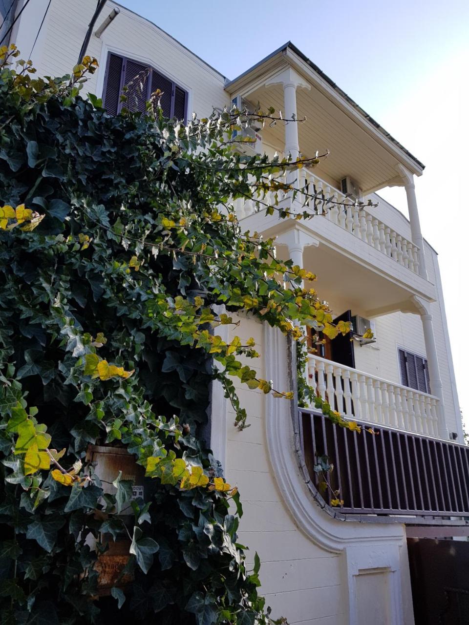 Vedzisi Garden Hotel Tbilisi Exterior photo
